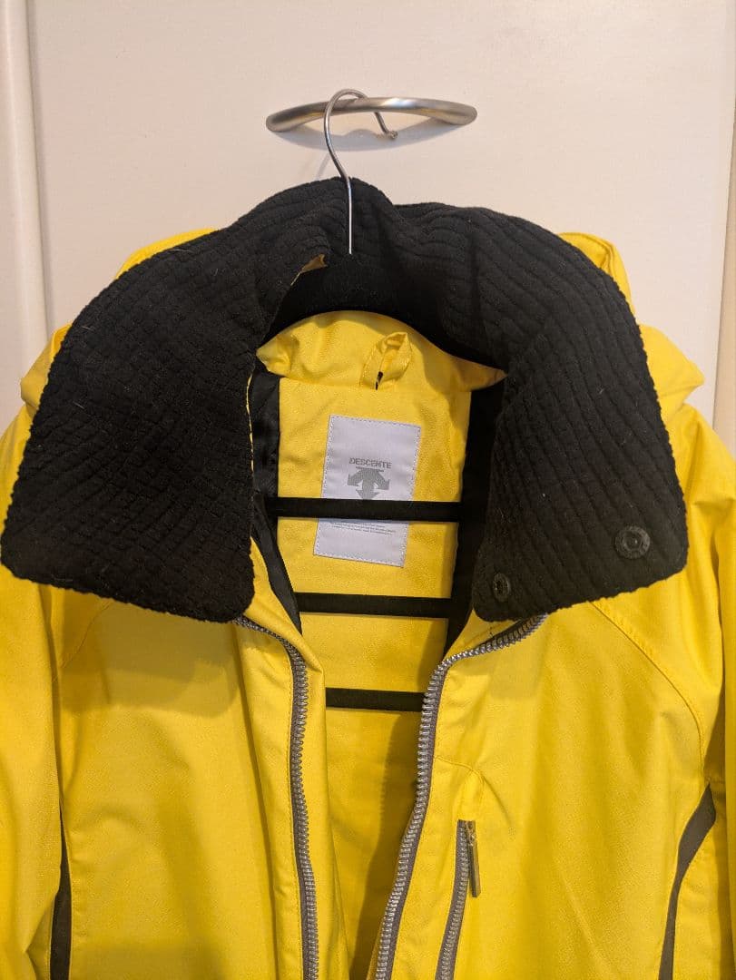 新品 未使用 デサント 定価31000