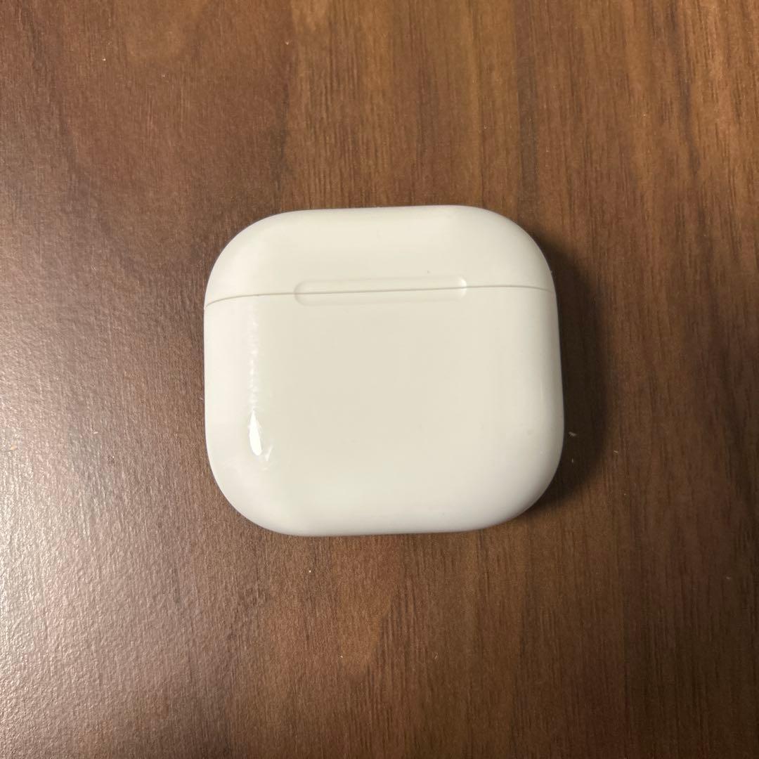 AirPods 4 アクティブノイズキャンセリング　本体充電ケース+左耳　箱付き