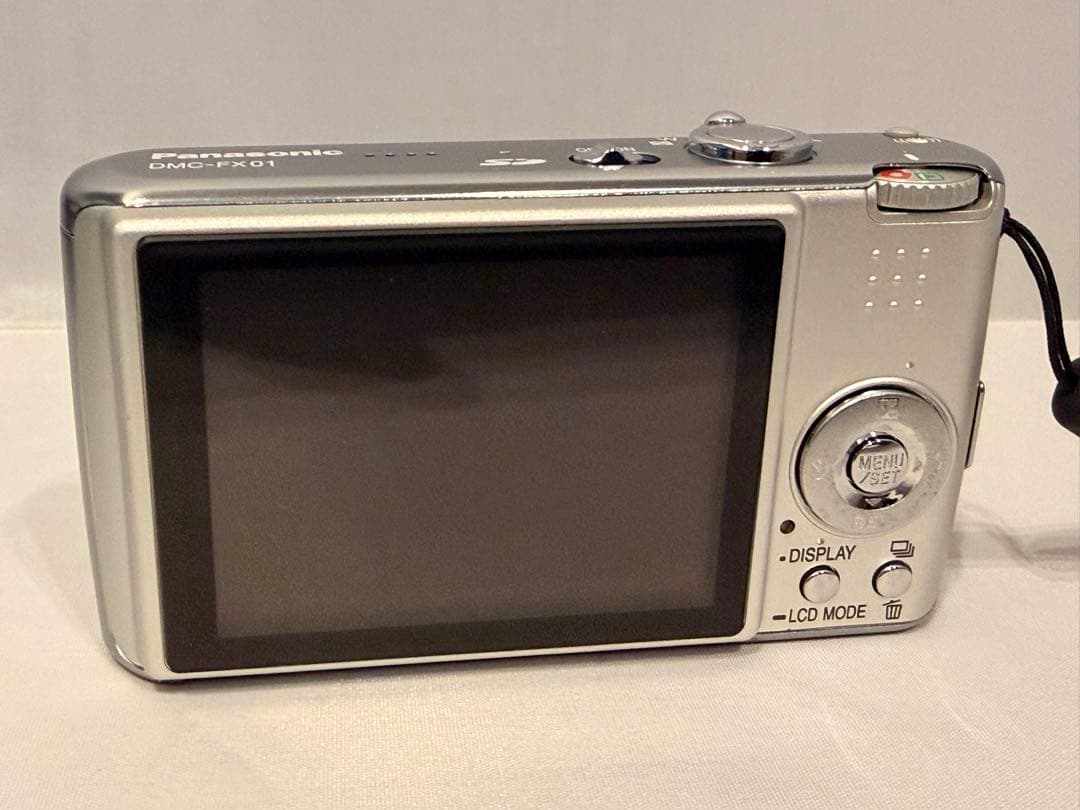 超美品 パナソニック LUMIX DMC-FX01 シルバー ライカB