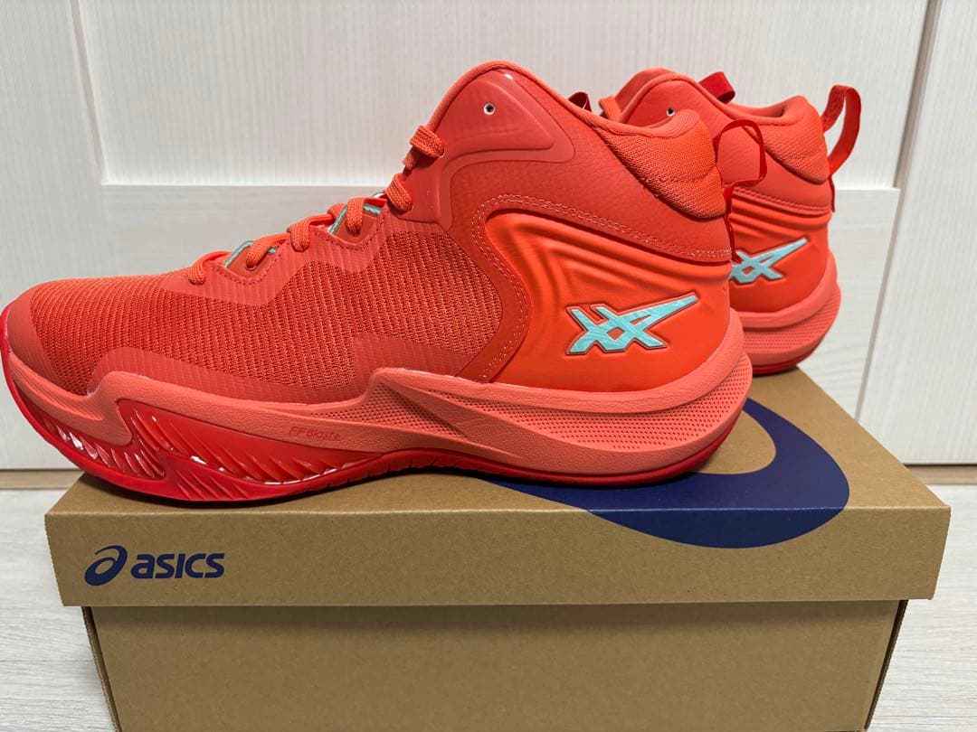 ASICS NOVA SURGE 3 オレンジ 28.0cm