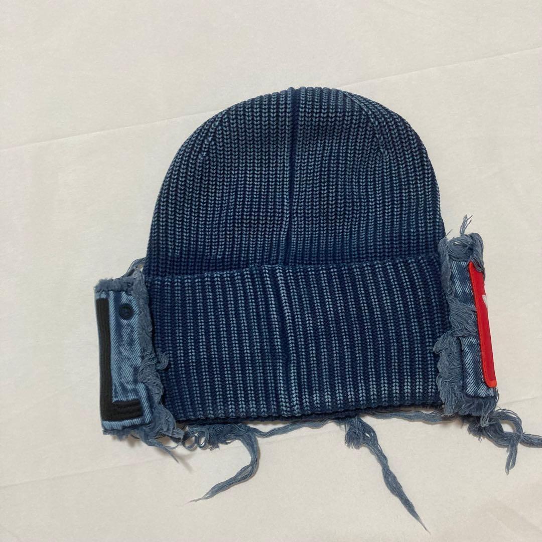 美品 **DIESEL ダークブルー ニット帽 フリンジ加工