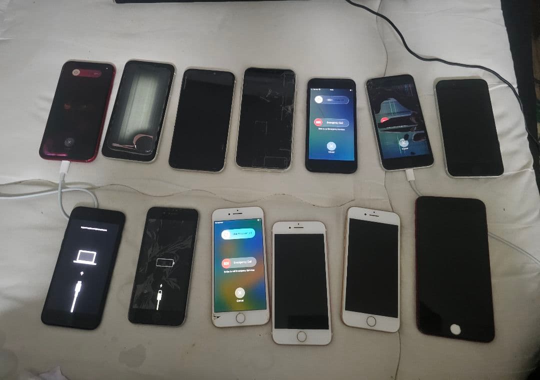 iPhone まとめジャンク 13台