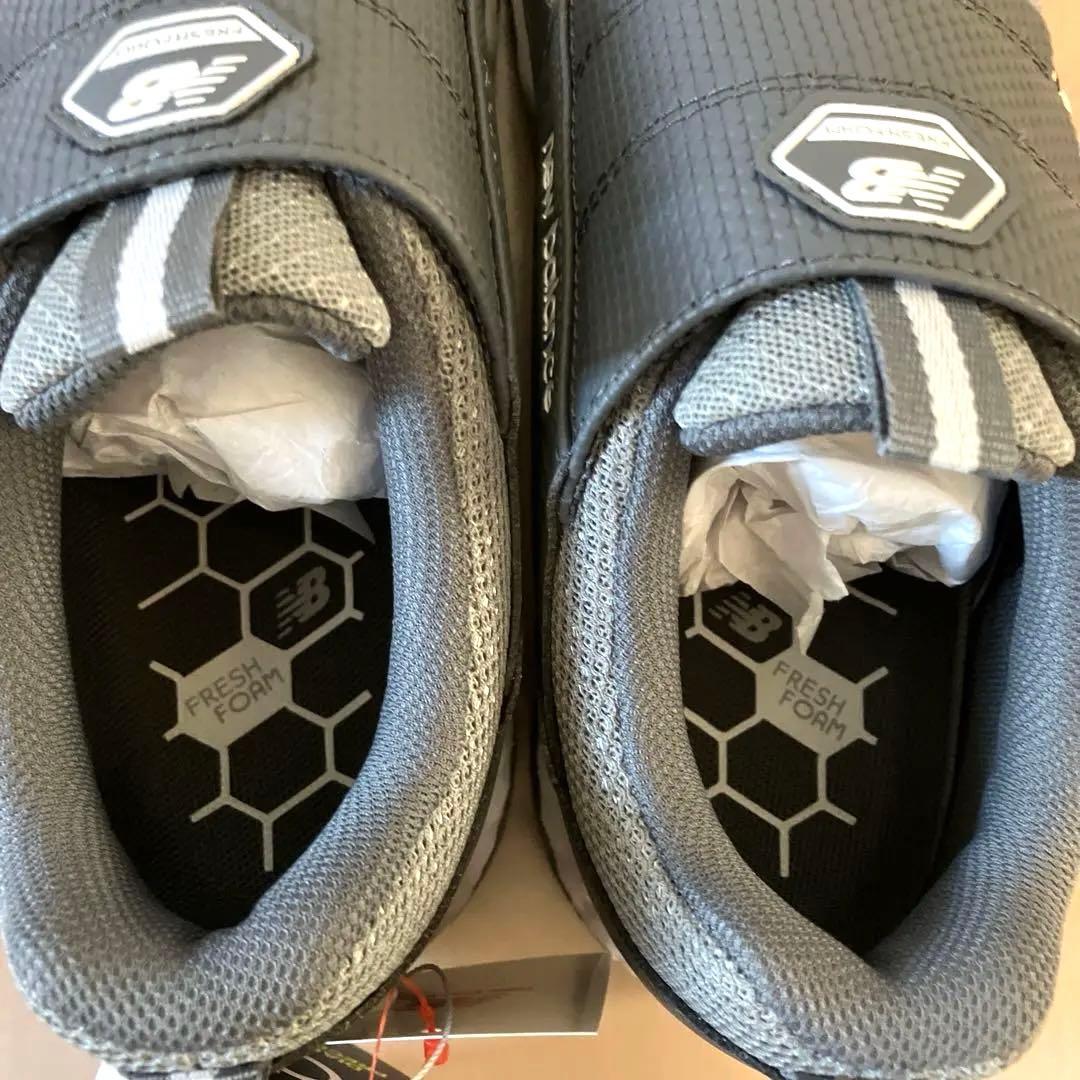 【新品】ニューバランス／ゴルフシューズ／スパイクレス／25.5cm／限定カラー