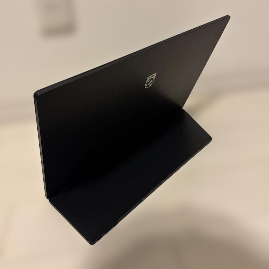 sgaj【美品】PHILIPS　モバイルモニター　16B1P3300/11