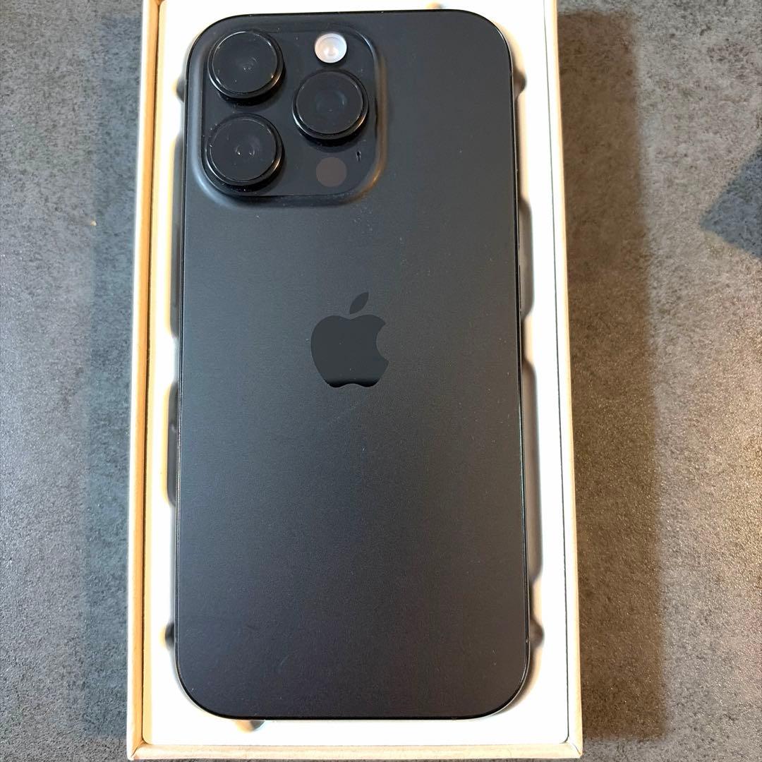 iPhone16 Pro 256GブラックチタニウムSIMフリー