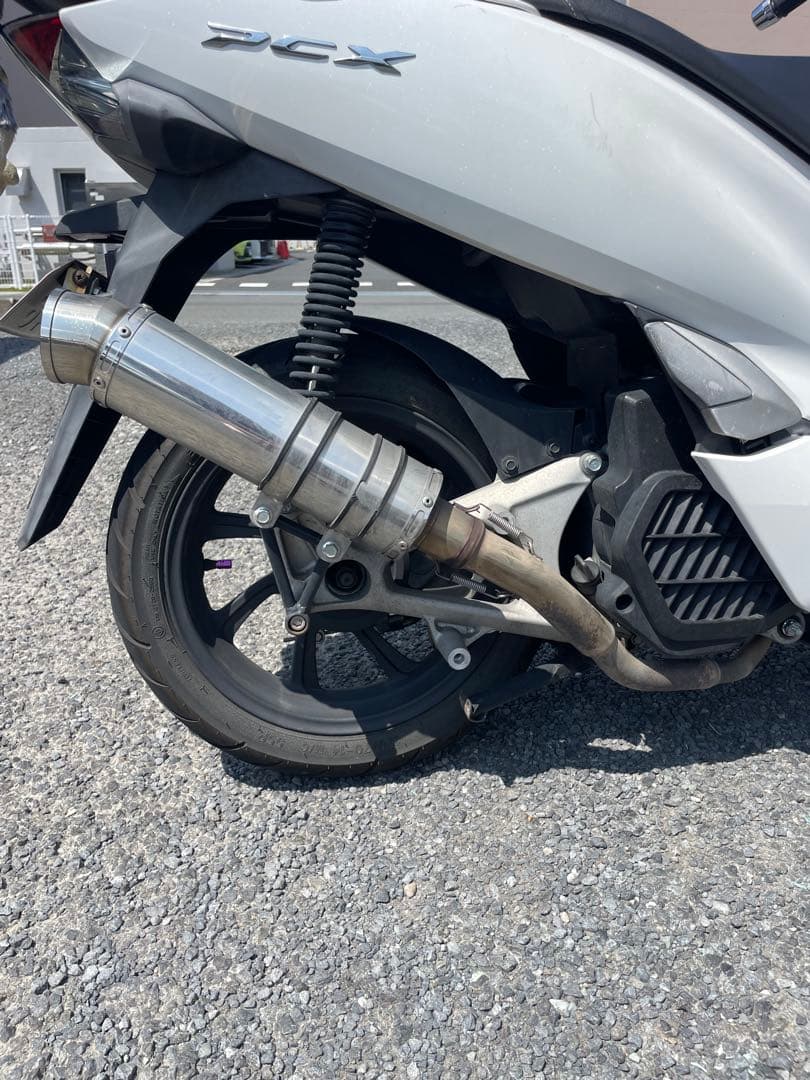 PCX125ステンレス マフラー 取り付け金具付き