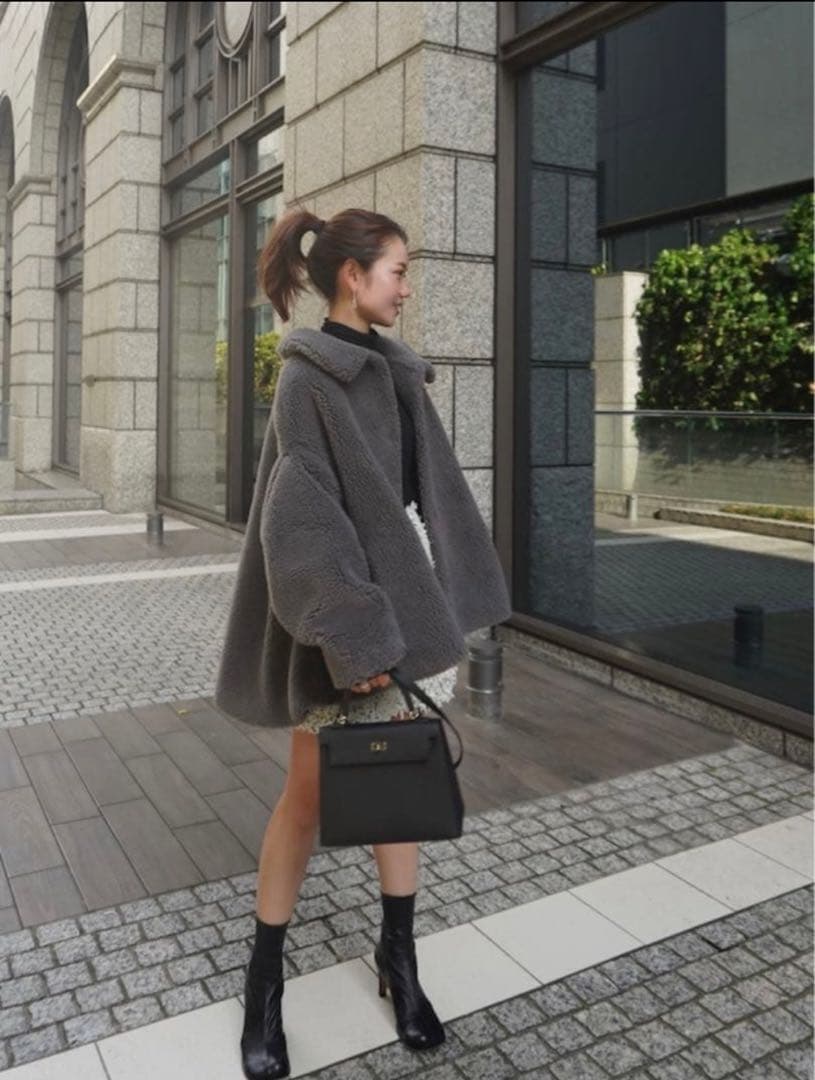 美品HYEON ted cape / gray