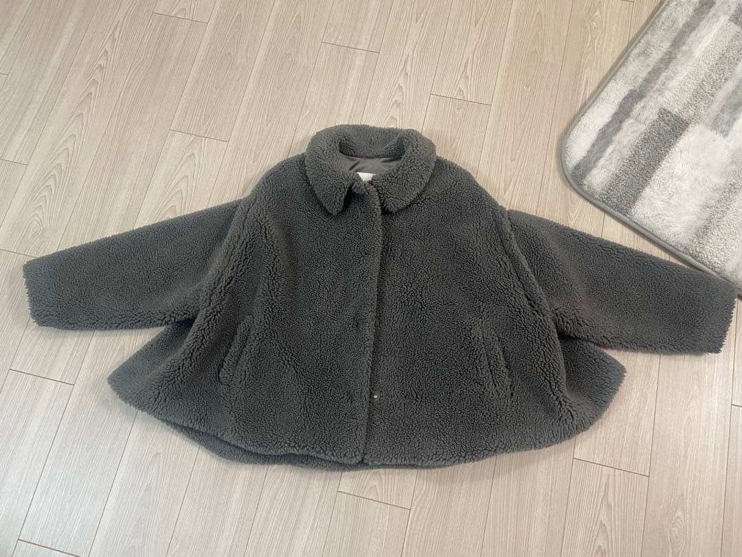 美品HYEON ted cape / gray