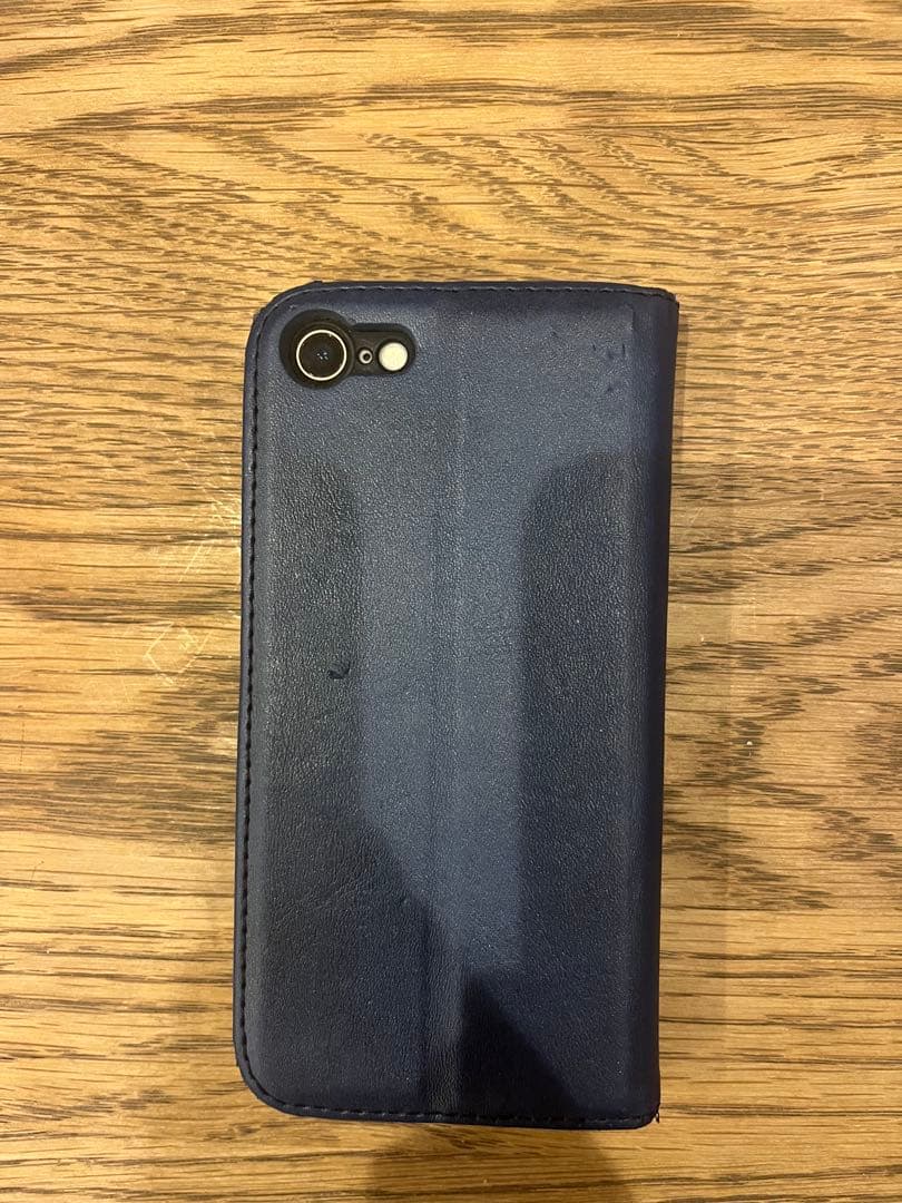 Apple iPhone 8 ゴールド 本体　64ギガ