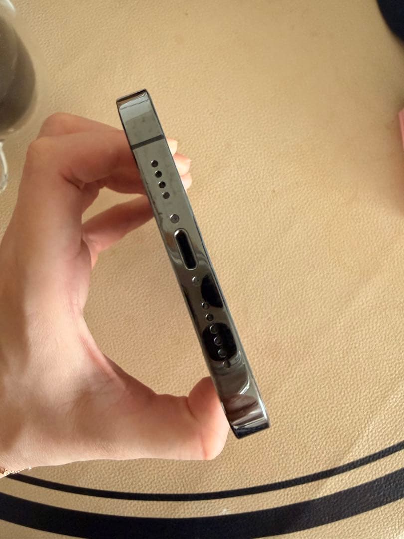 Apple iPhone 12 Pro maxグラファイト