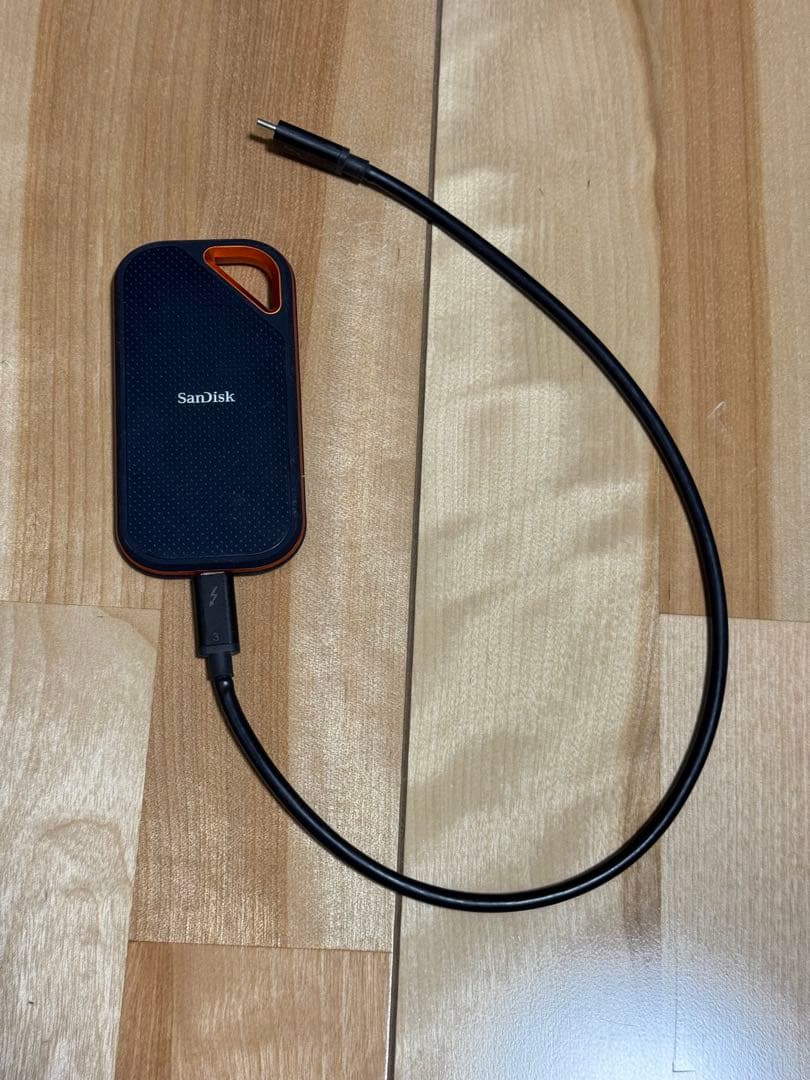 SanDisk 4TB ポータブルSSD 2000MB/s Extreme