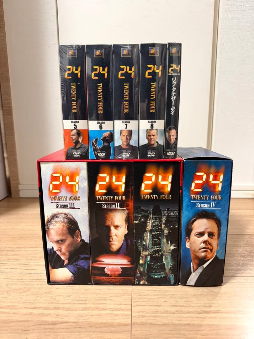 24 -TWENTY FOUR- シーズン1〜8+リブ・アナザー・デイ　セット