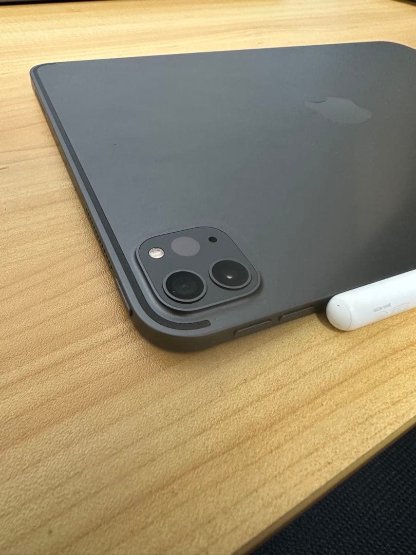 美品／iPad Pro11インチ256GB + Apple Penciel