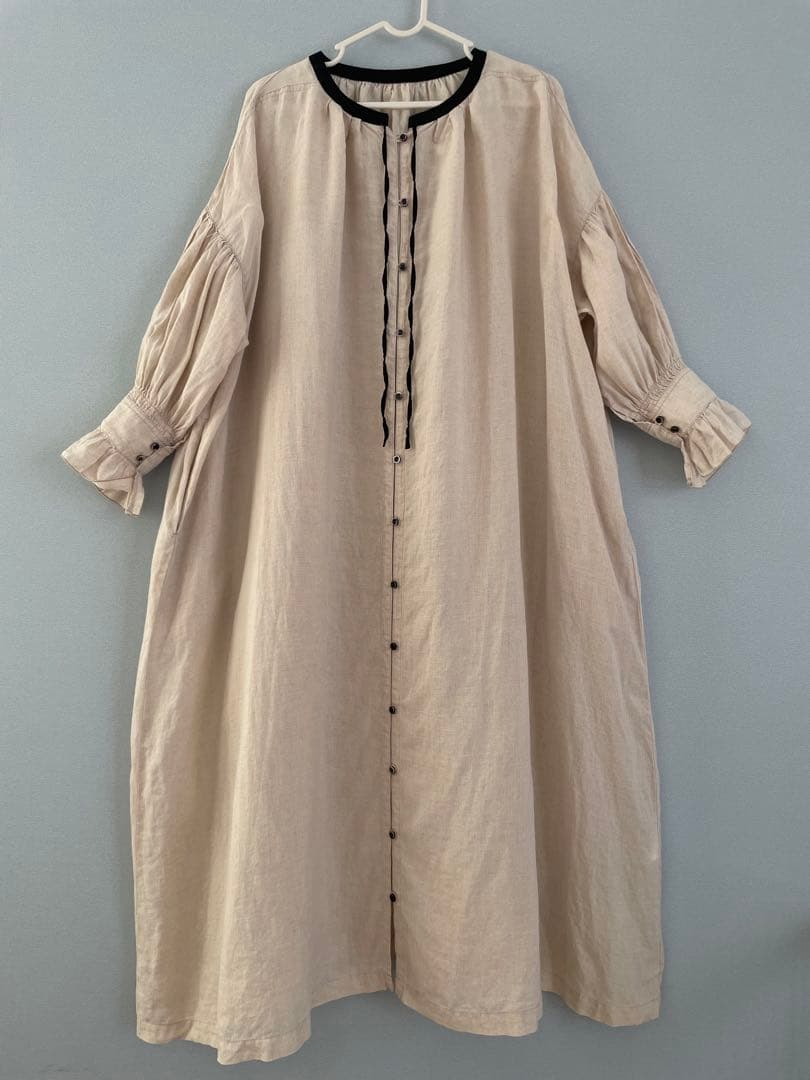 ネストローブnest Robe バイカラーリネンフリル袖ワンピース