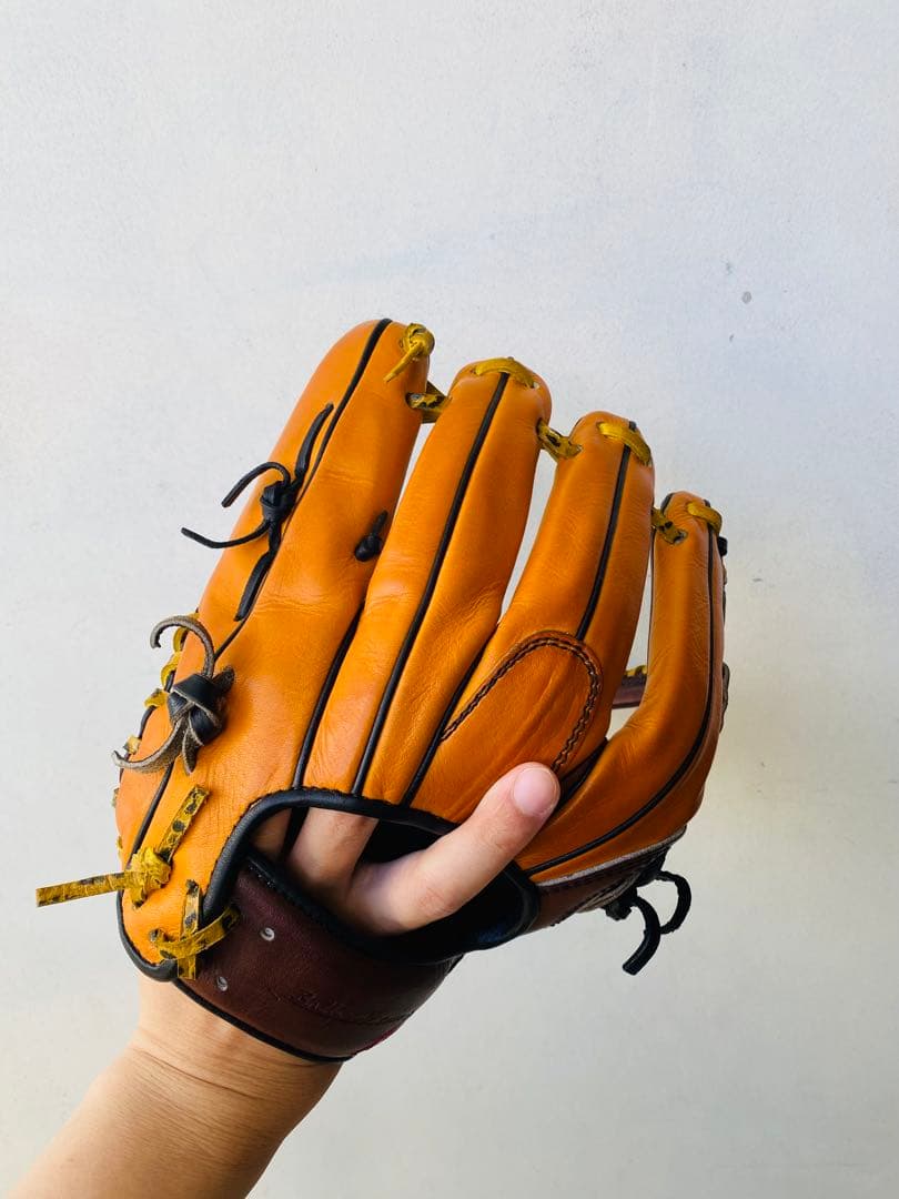 和牛JB 硬式オーダーグラブ（内野手用）