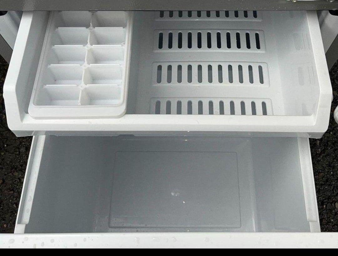 特価AQUA 冷凍冷蔵庫126L横縞模様省エネ設計自動霜取り機能 2021年製