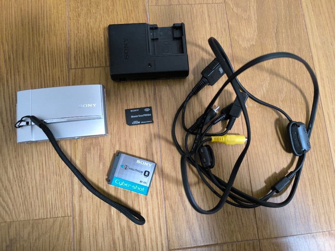 週末限定値下げ【極美品】SONY Cyber-shot DSC-T30