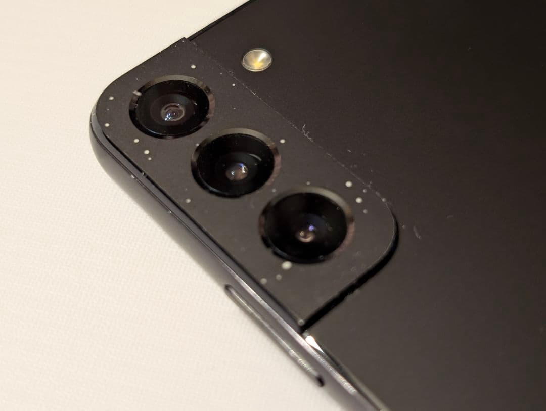 週末値下げオマケ多数 Galaxy S22 plus 海外版SIMフリー256