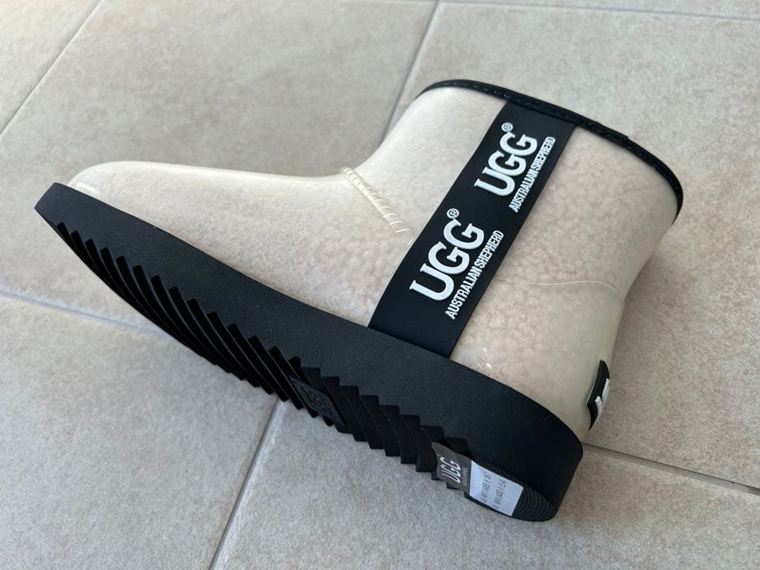 UGG クラシック　クリアミニ　レインブーツ