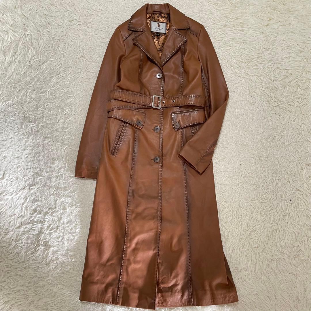 未使用に近い ラムレザーコート パイソン柄 マキシ丈 本革 ベルト S-M相当