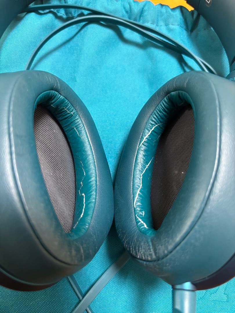SONY h.ear on MDR-100A 初音ミクモデル【中古】