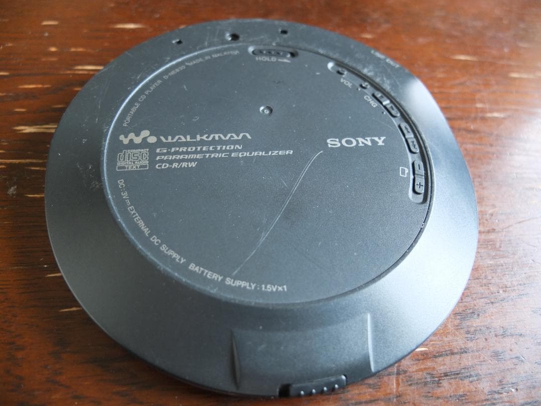【ジャンク】SONY CD WALKMAN D-NE830