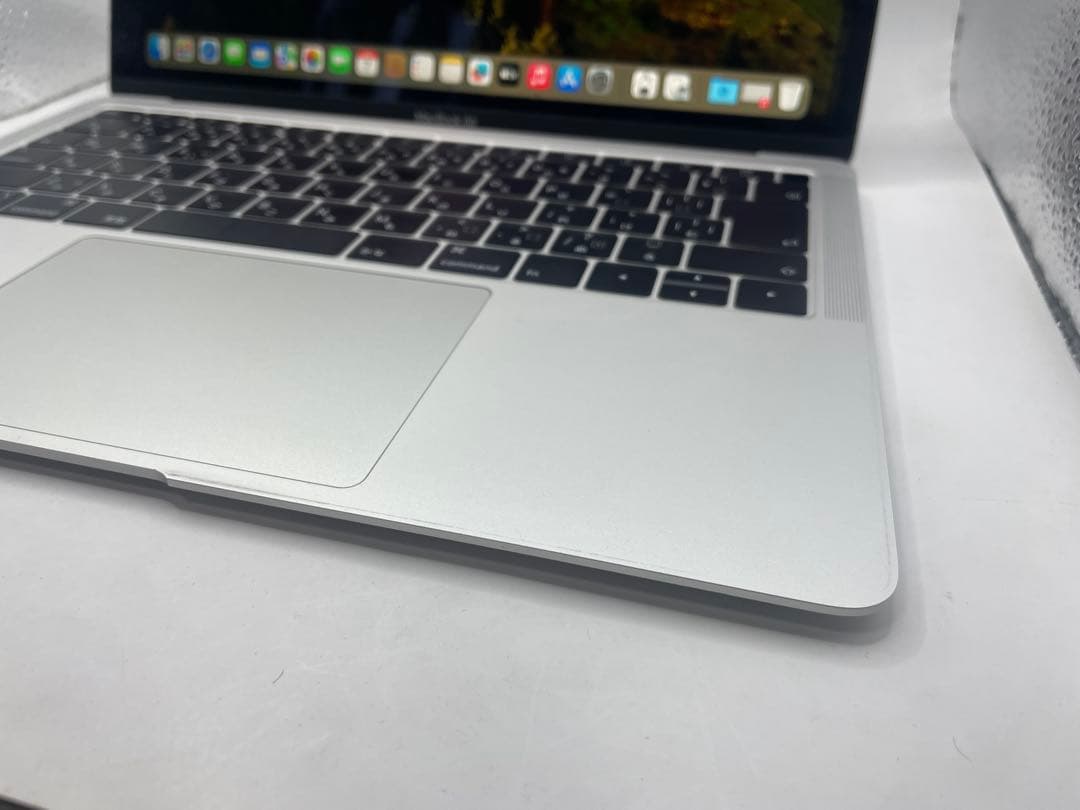 Apple MacBook air 2018 13インチ i5 #eco150