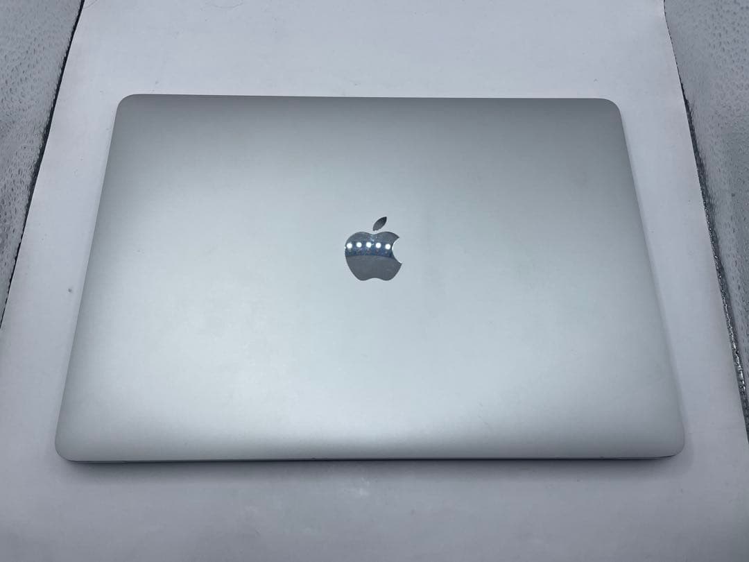 Apple MacBook air 2018 13インチ i5 #eco150