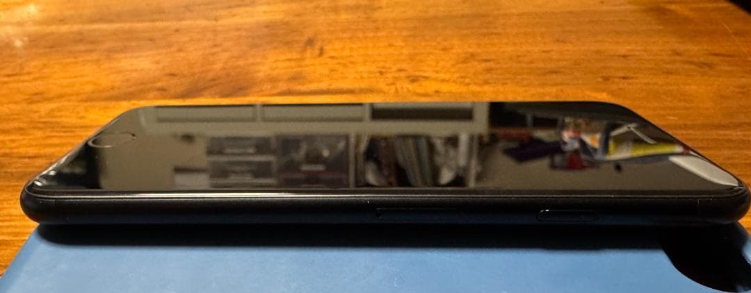 Apple iPhone SE 2 64GB ブラック