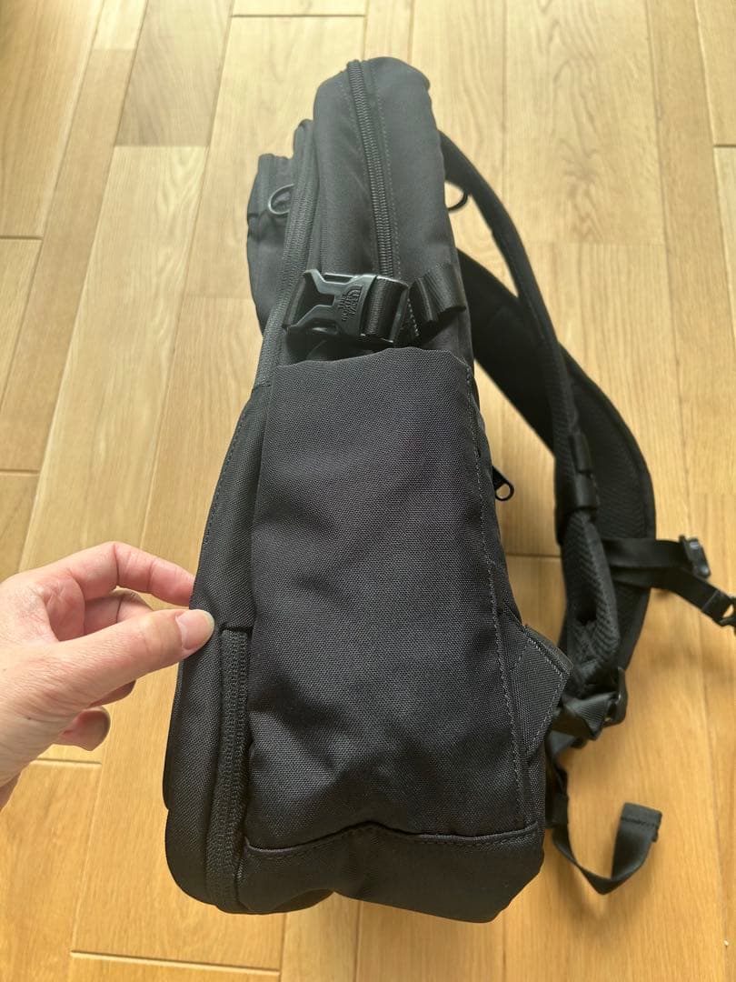 【送料込】THE NORTH FACE ブラックバックパック ノースフェイス