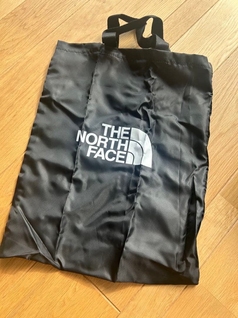 【送料込】THE NORTH FACE ブラックバックパック ノースフェイス