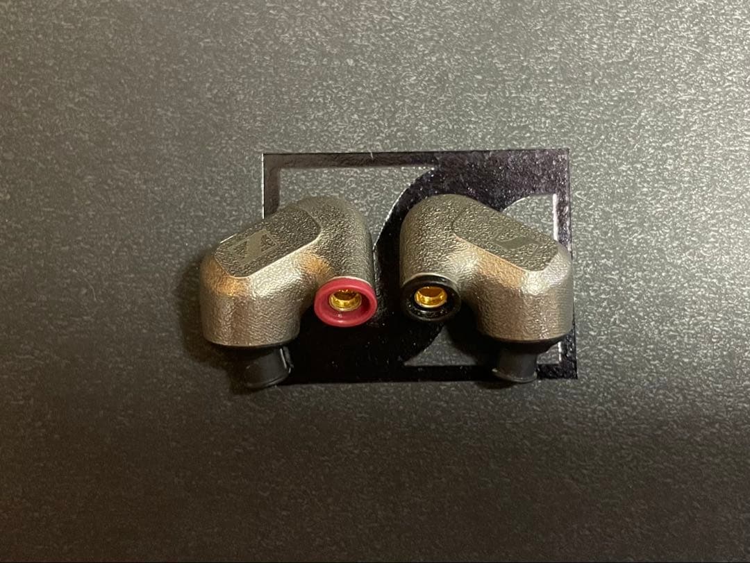 ゼンハイザー　Sennheiser IE 600