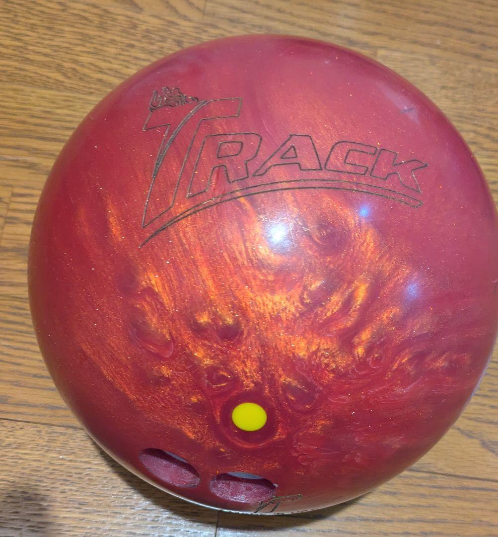 TRACK HEAT ボウリングボール 赤/オレンジ