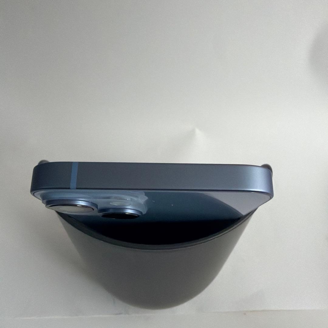 【りーな】iPhone14 128G ブルー