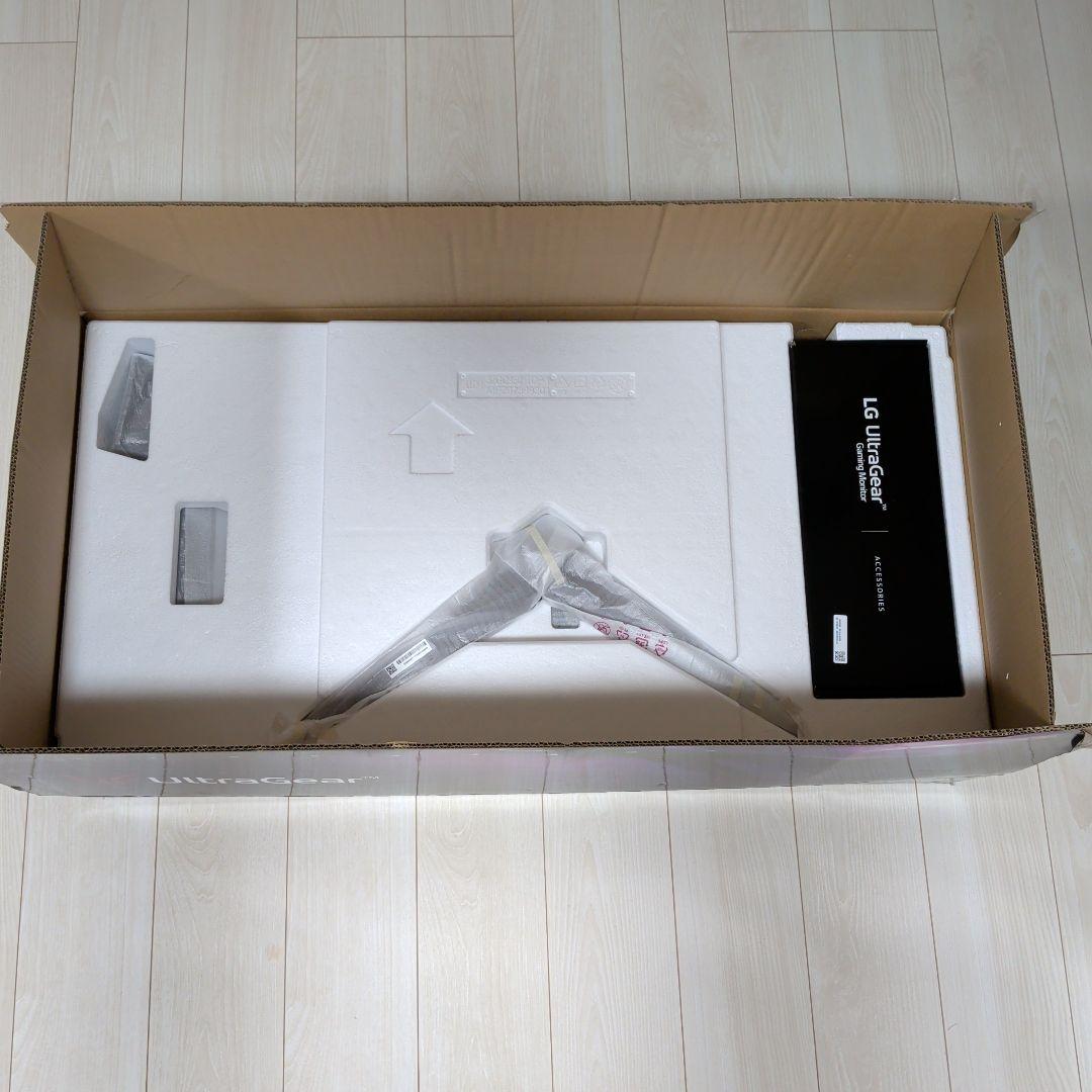 LG 32型 UltraGear 4K ゲーミングモニター 32GQ950-B