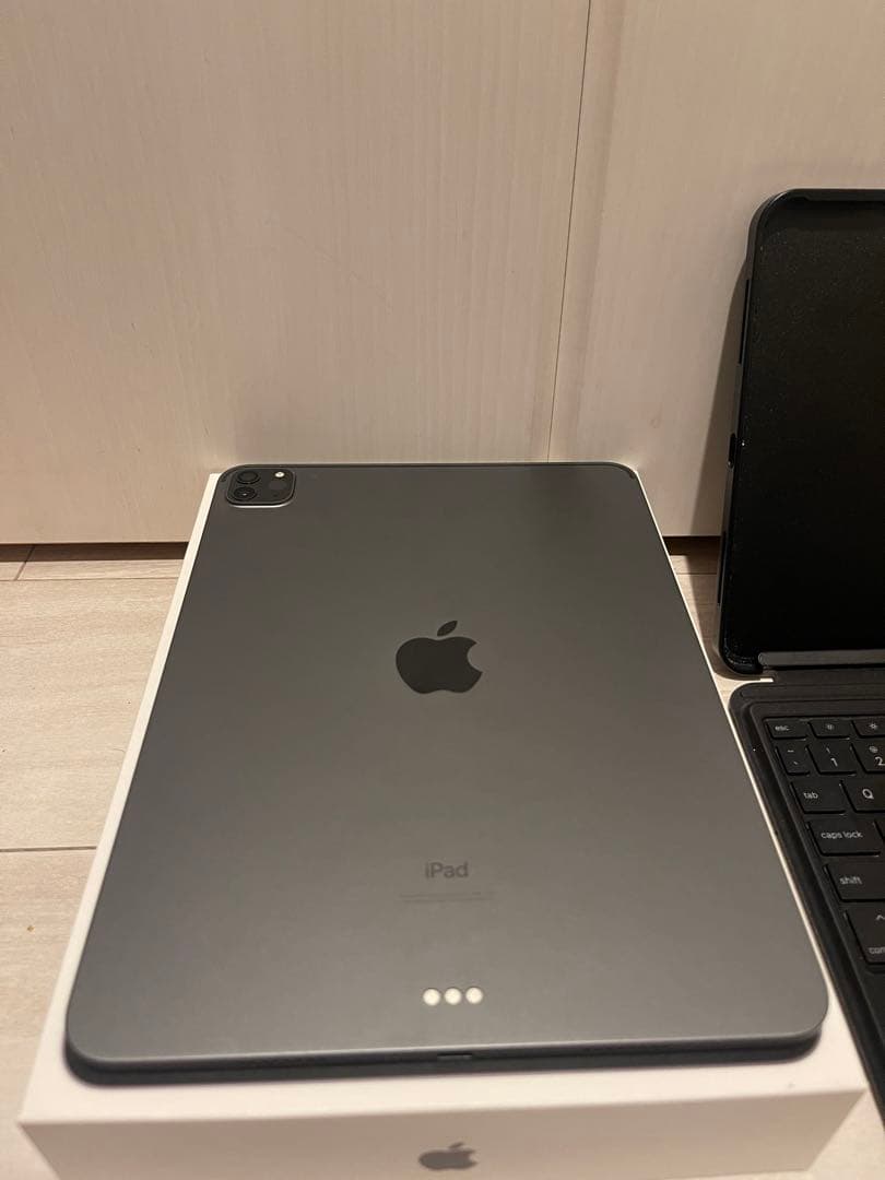 iPad Pro 11インチ　M1 第3世代 256GB