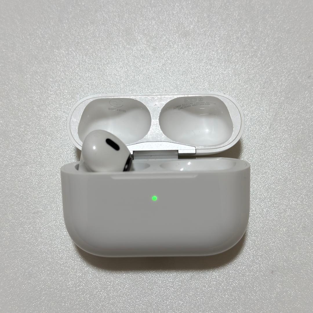 AirPods Pro第2世代 USB-C【左耳＋充電ケース＋箱】動作⚪︎／正規品