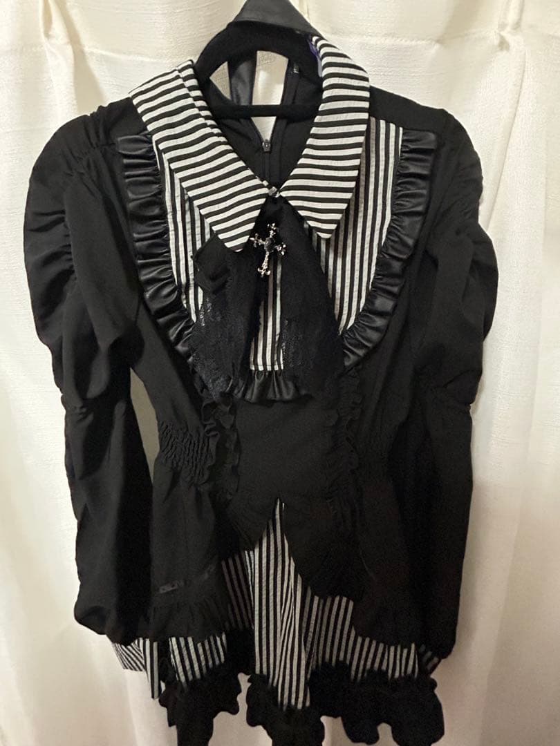 Qooza ハウスダストさん着用 IMVAL