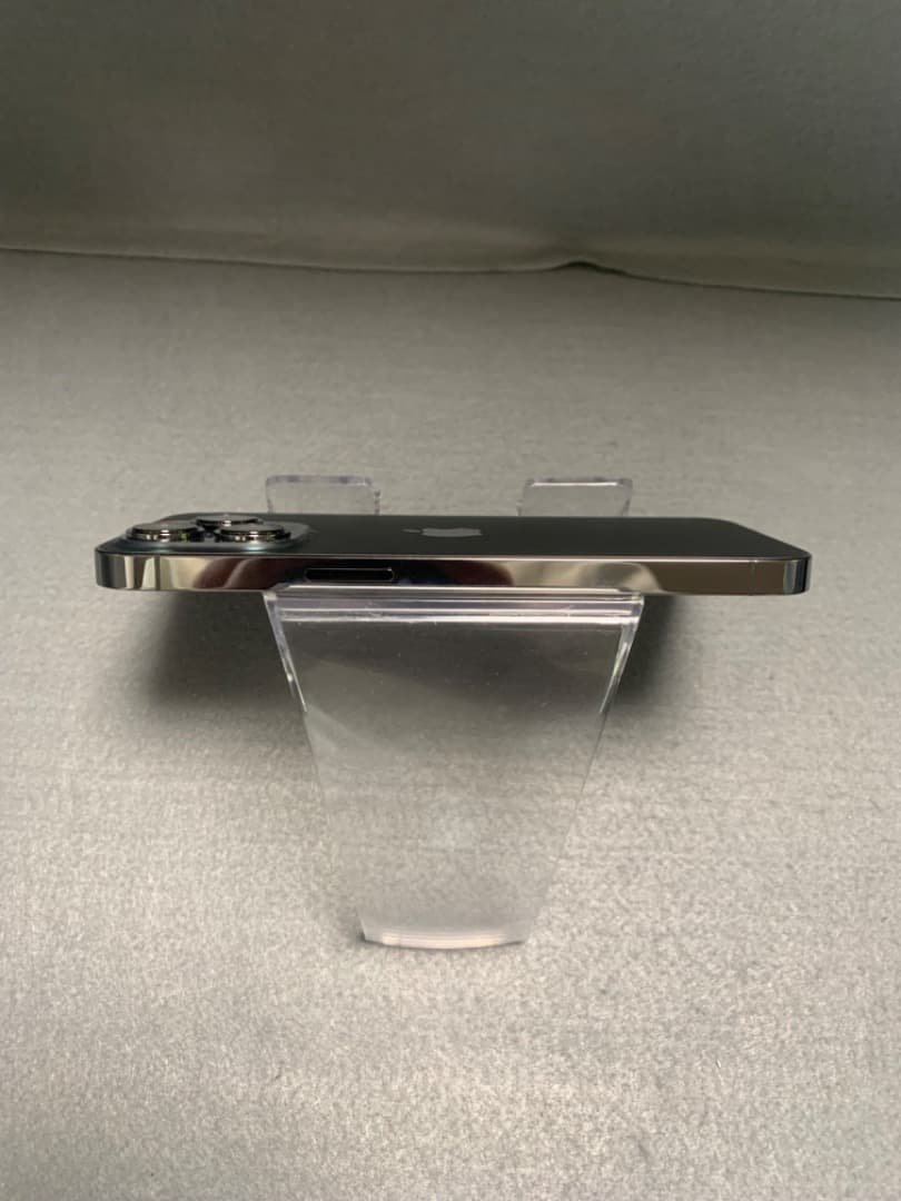 美品 アップルストア版 SIMフリー iPhone13 Pro 256GB