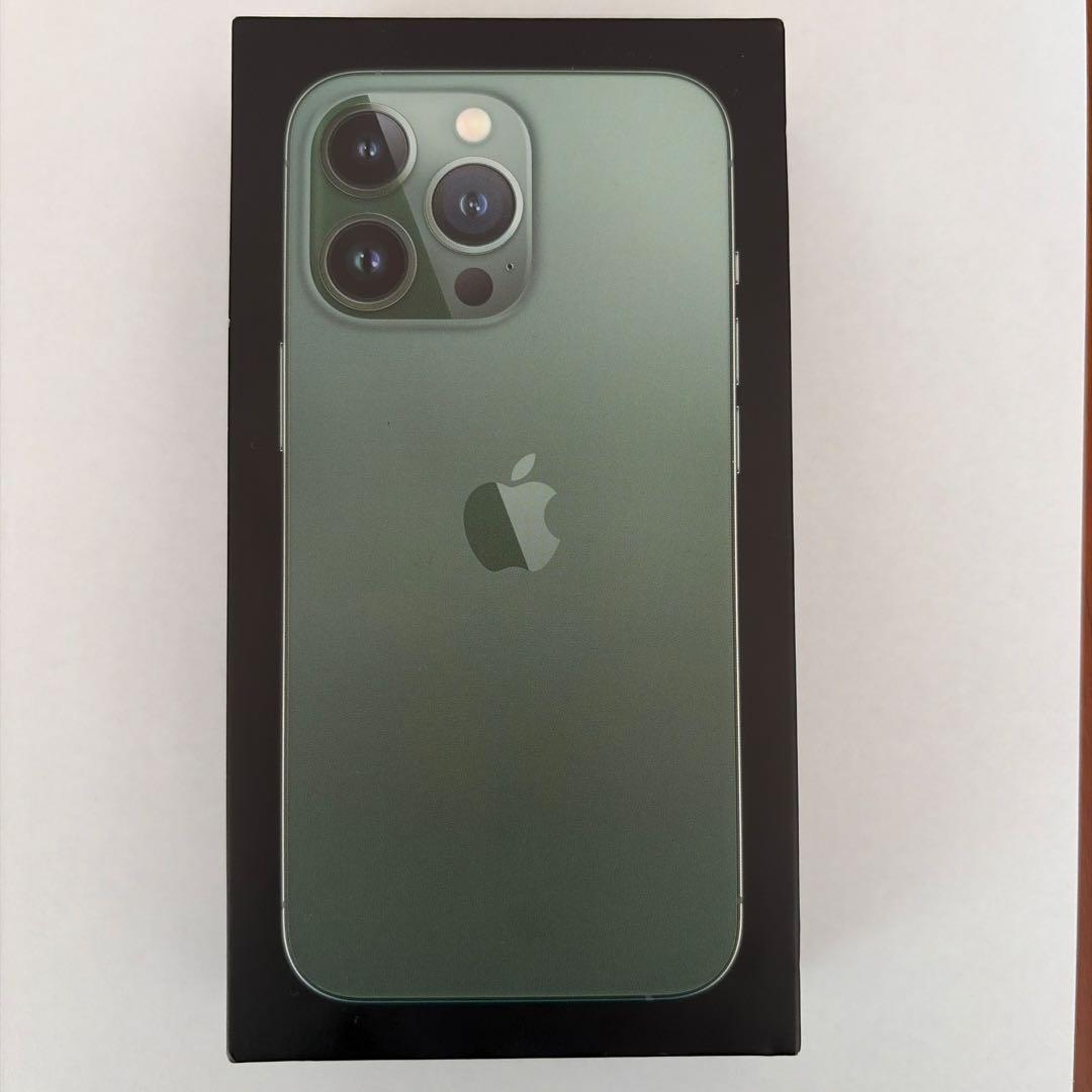 Apple iPhone 13 Pro アルパイングリーン