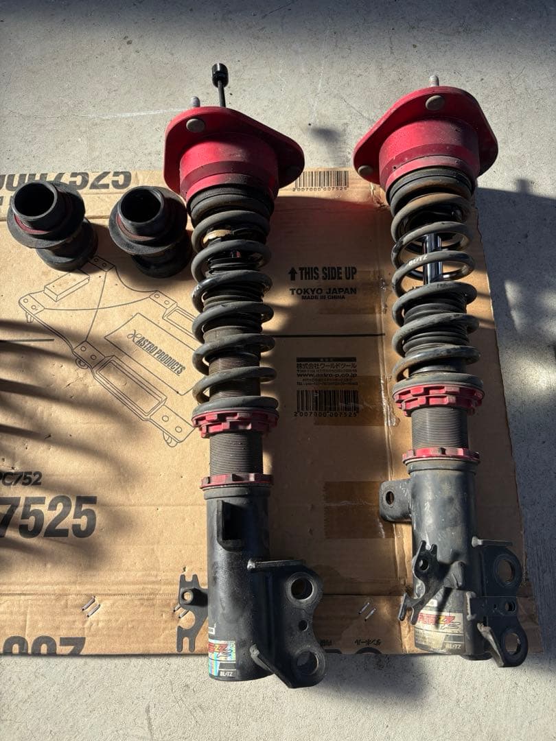 車高調　50プリウス