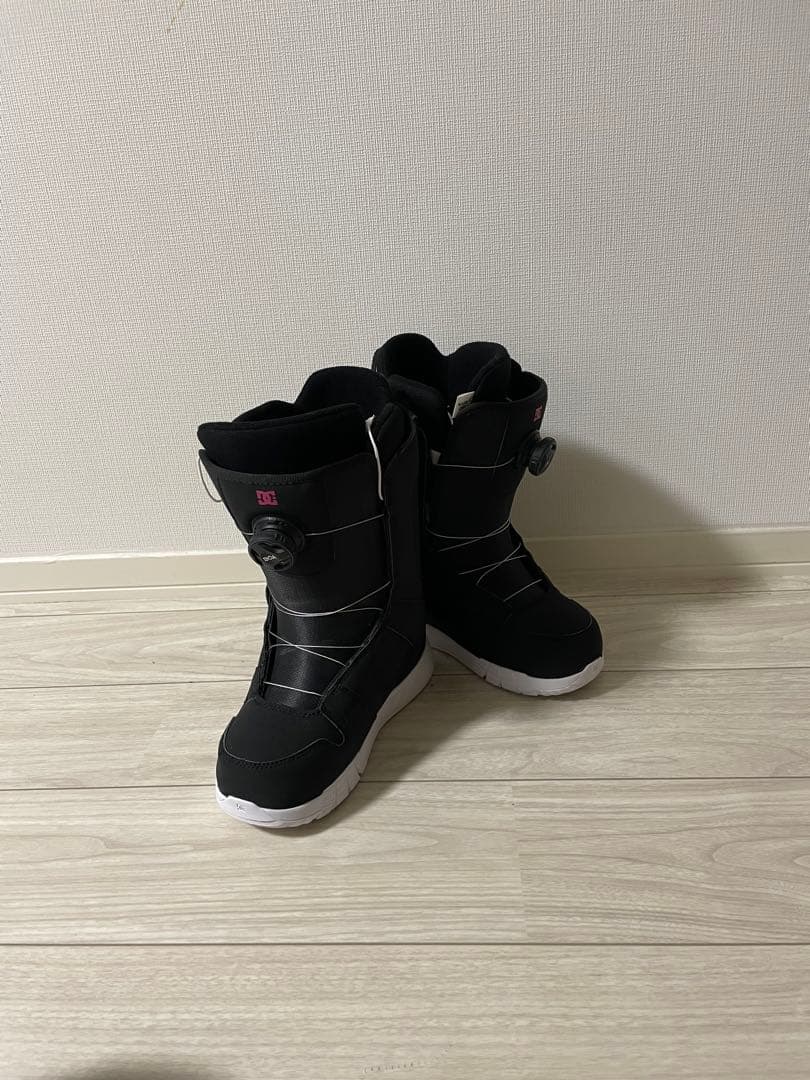 DC ブラック ピンク スノーボードブーツ 女性用