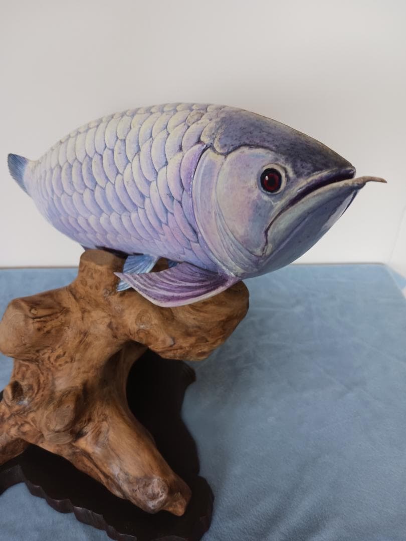 熱帯の魚、木製、紫と青のグラデーション 約30cm