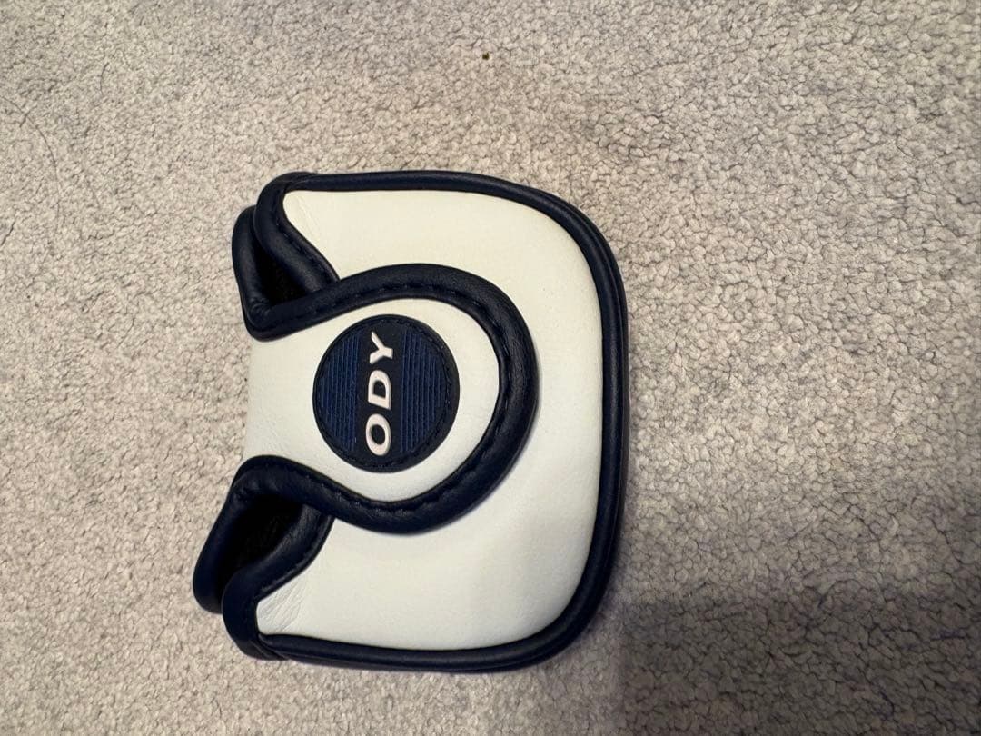 ODYSSEY AI-ONE パター　Rossie 34インチ