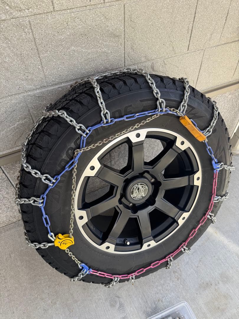 スタッドレスタイヤホイール　タイヤチェーン　265 65 17 ※引き取り専用