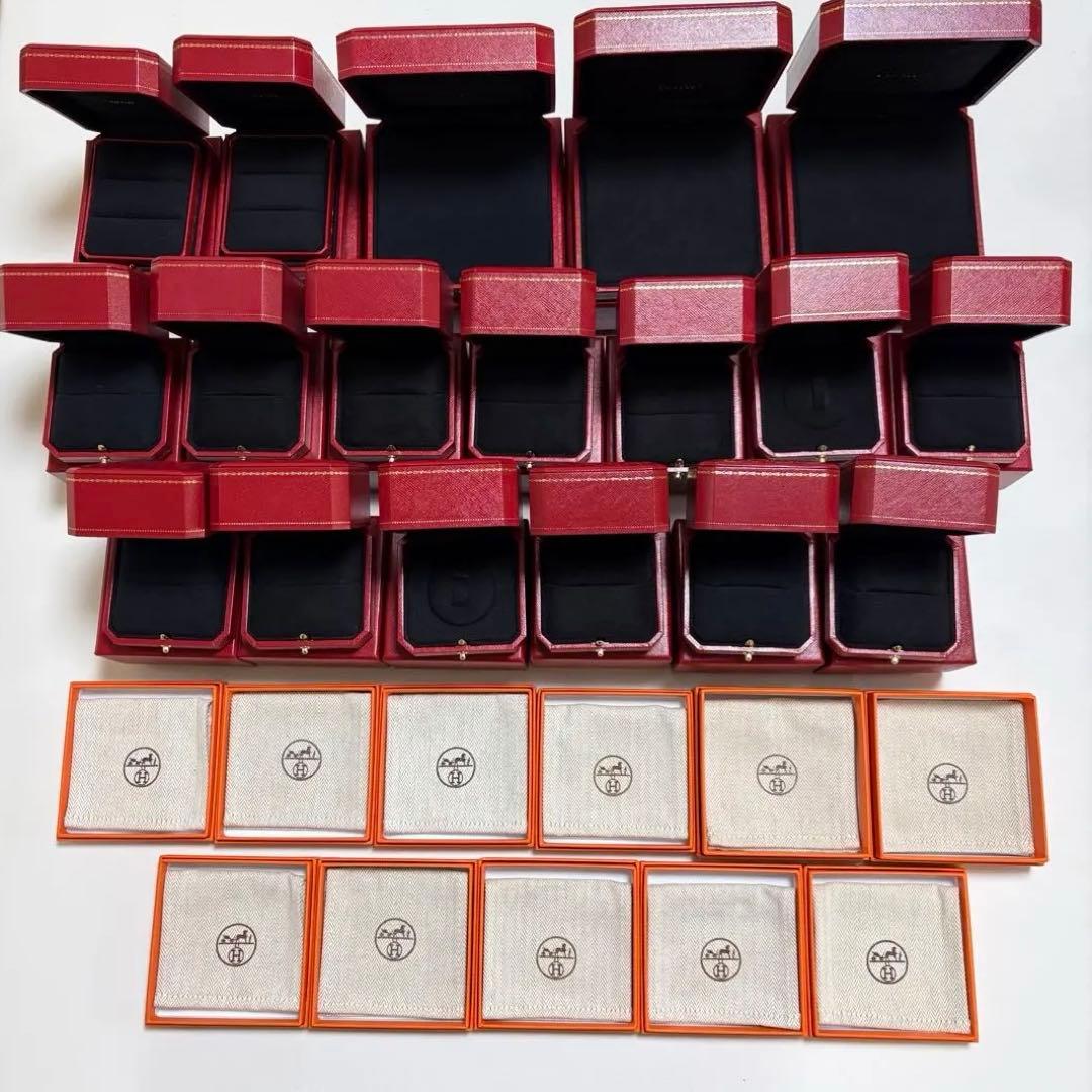 カルティエ　エルメス　アクセサリーケース　29個