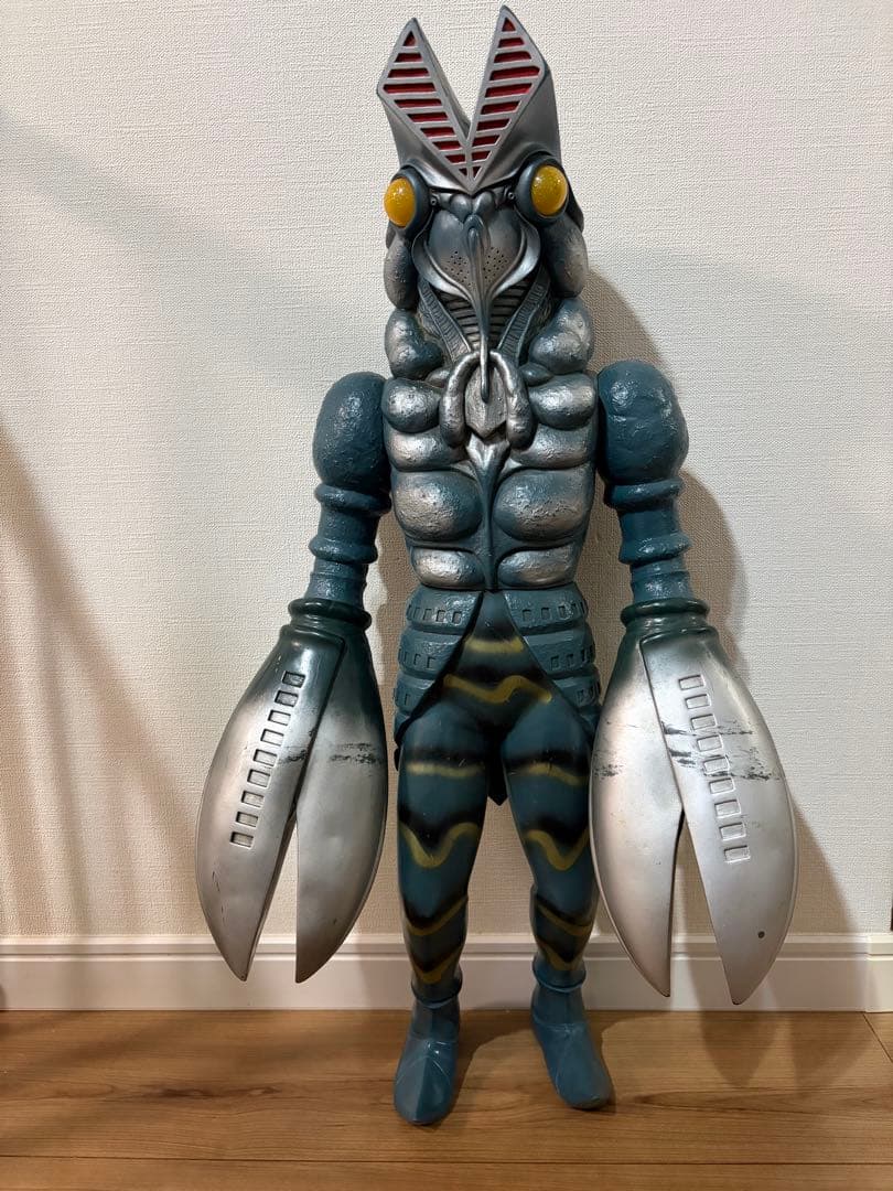 バンダイ バルタン星人　怪獣 フィギュア 1990年製 63cm
