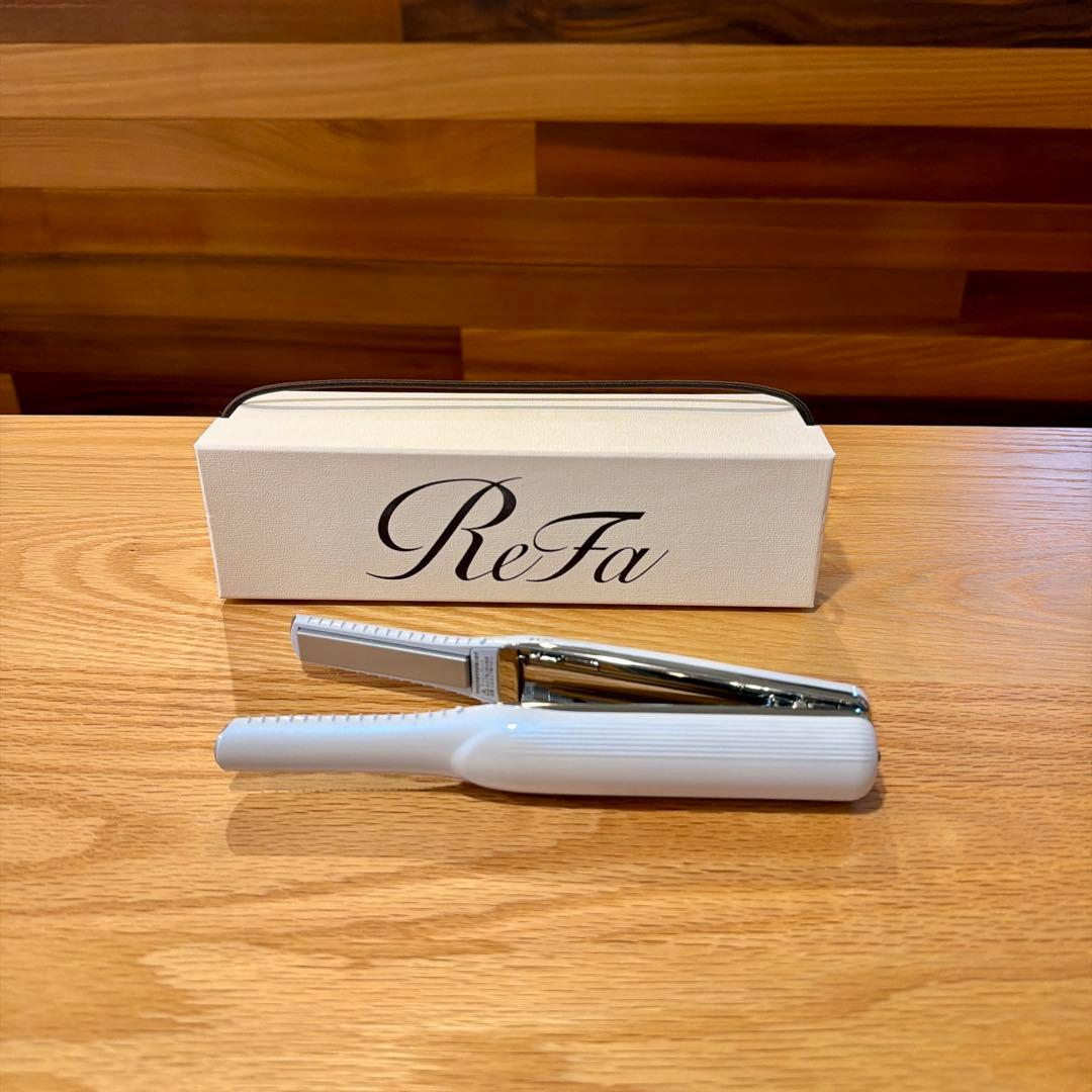 【極美品】リファ フィンガーアイロン ST ホワイト（公式オンライン購入品）