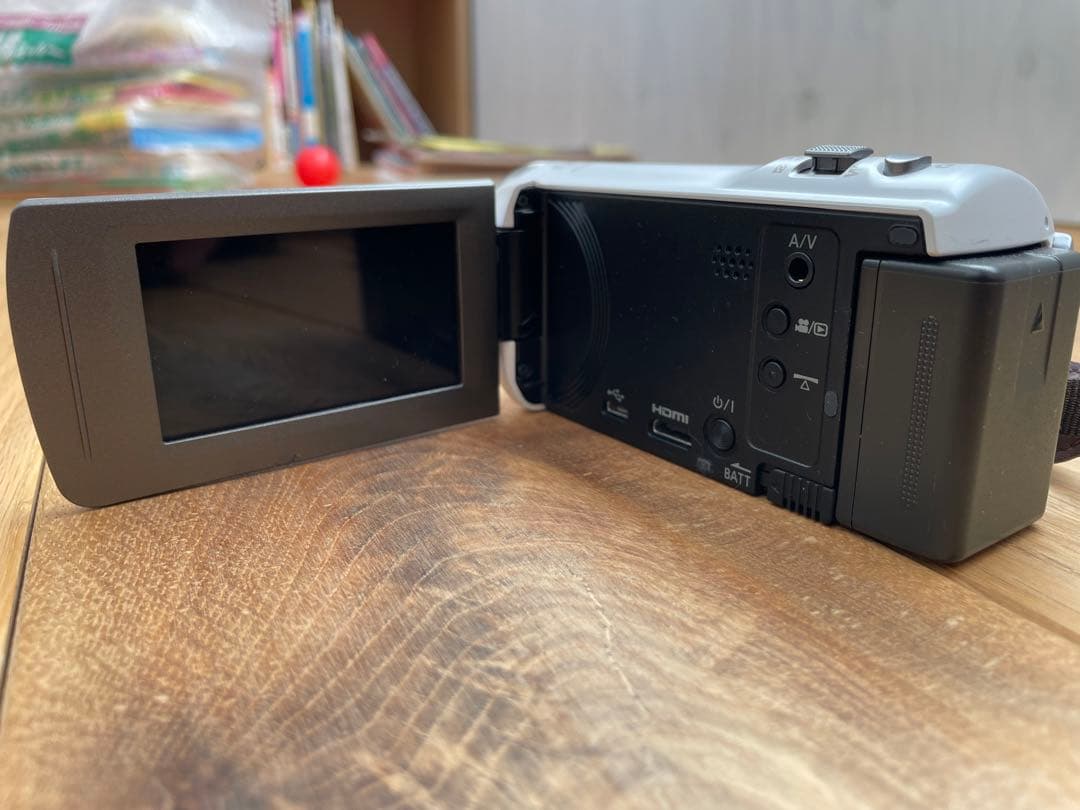 【レンズ汚れ】 Panasonic HC-V360M ビデオカメラ SDカード付