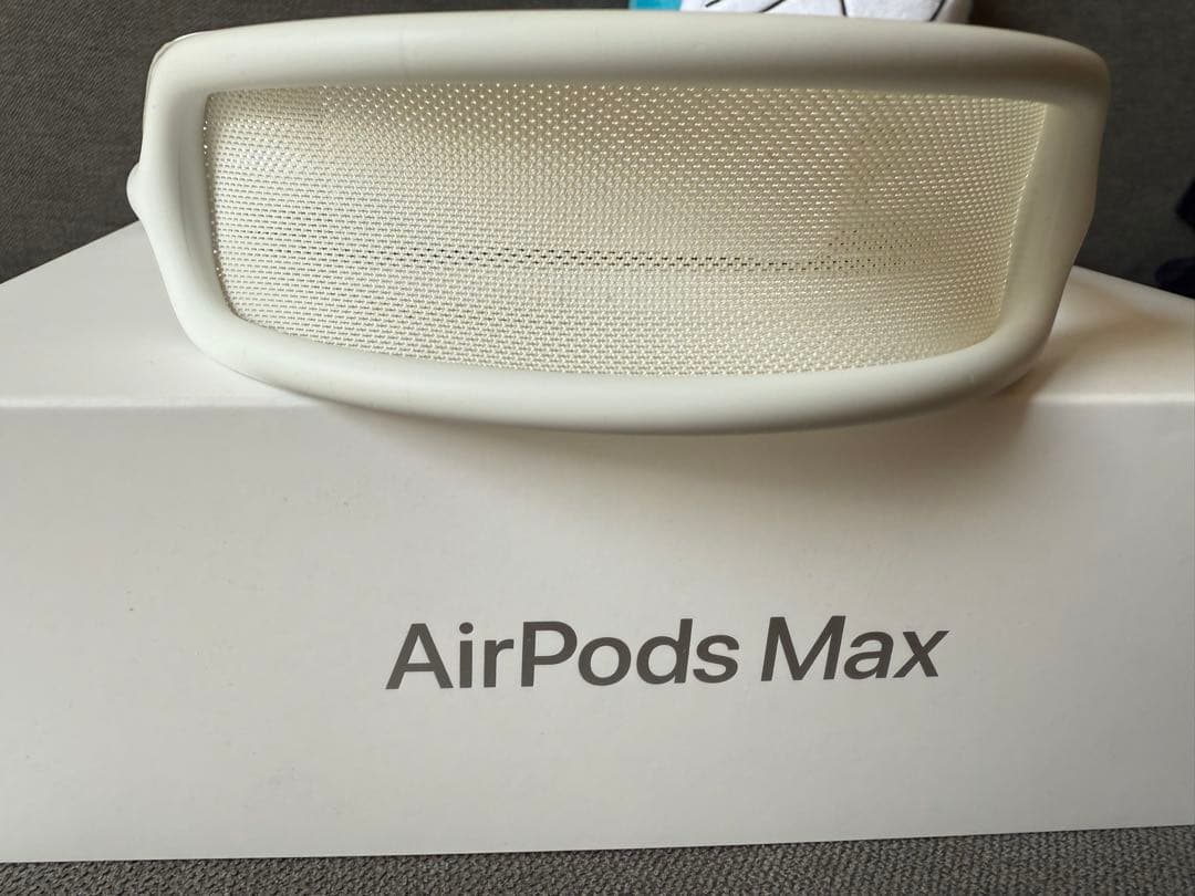 AirPods Max 純正透明ケース付き　箱付き